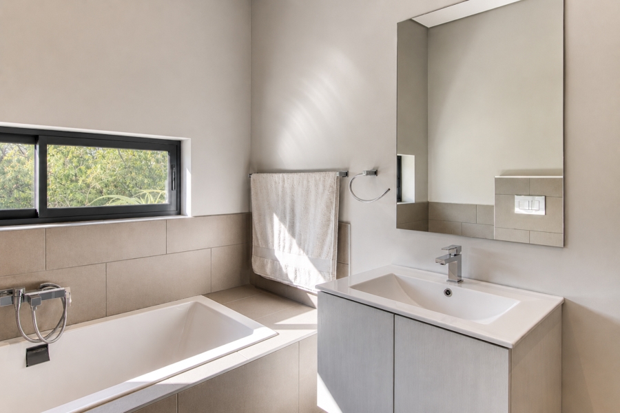 3 Bedroom Property for Sale in Heldervue Western Cape
